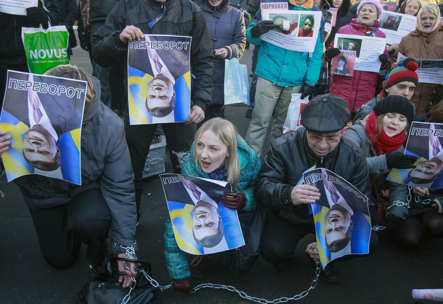 Protesters demanded Ukraine's interior minister resign