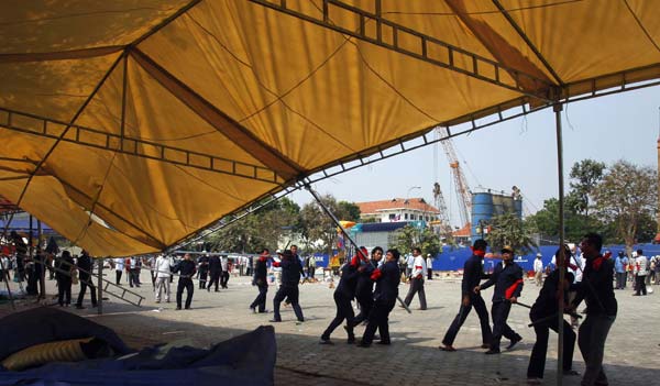 Cambodia clears protesters from capital's Freedom Park