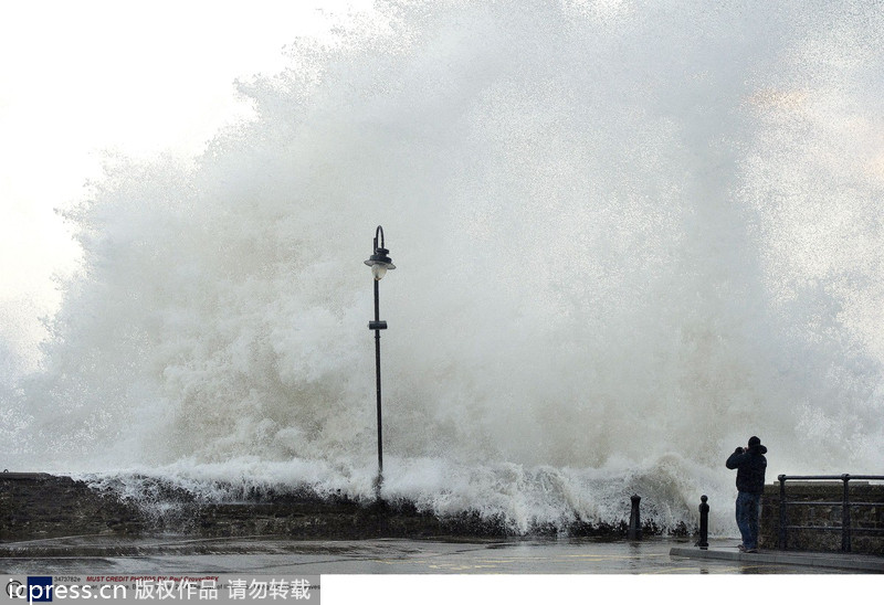 Strong storm blasts UK