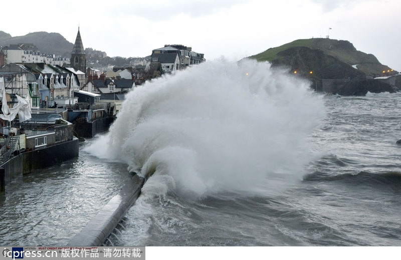 Strong storm blasts UK