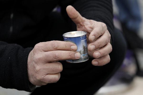 Israelis mourn ex-PM Sharon