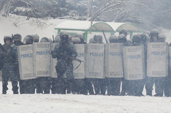 Ukraine takes hard line on protests, 3 killed