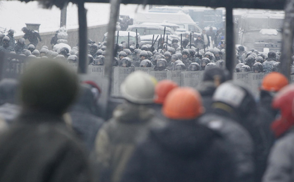 Ukraine takes hard line on protests, 3 killed
