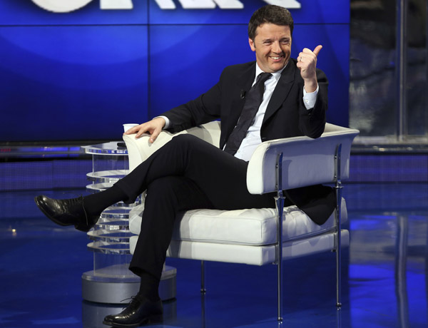 Renzi grabs power in Italy without election