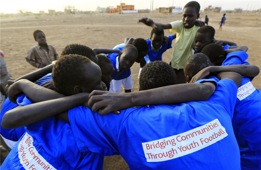 S Sudanese children benefit from soccer program