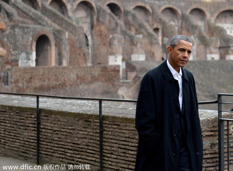 Obama tours the Colosseum