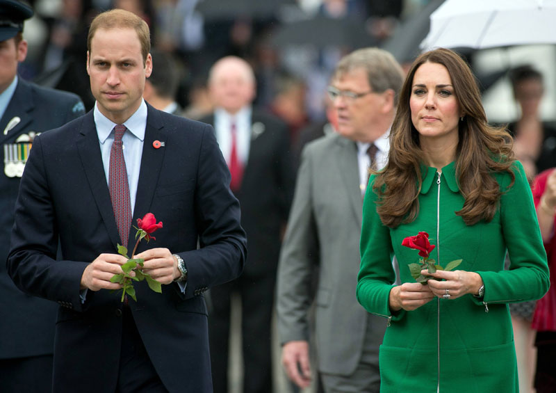 Prince William, Kate visit war memorial in NZ[1