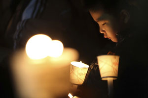 People suffer in funeral for victims, South Korea