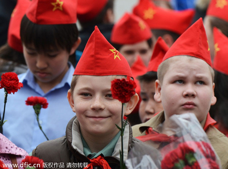 Lenin's 144th birthday marked