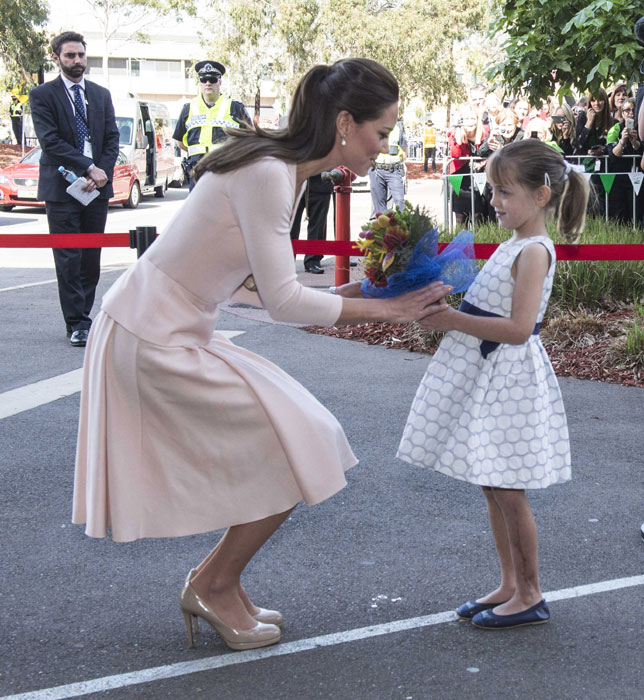 Prince William, Kate visit Adelaide