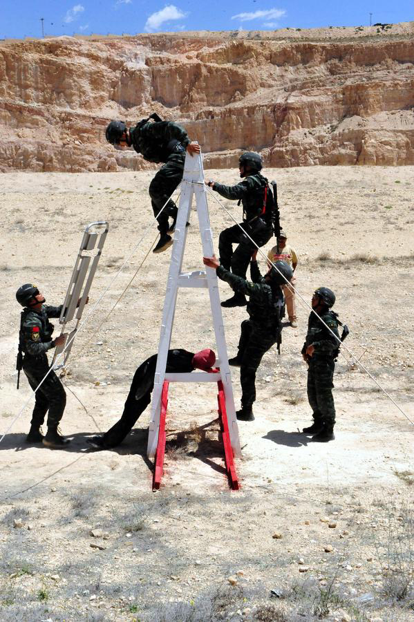Chinese contestants shine at 6th Warrior Competition in Jordan
