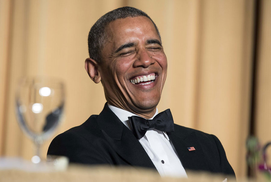 Obama roasts himself, rivals at dinner
