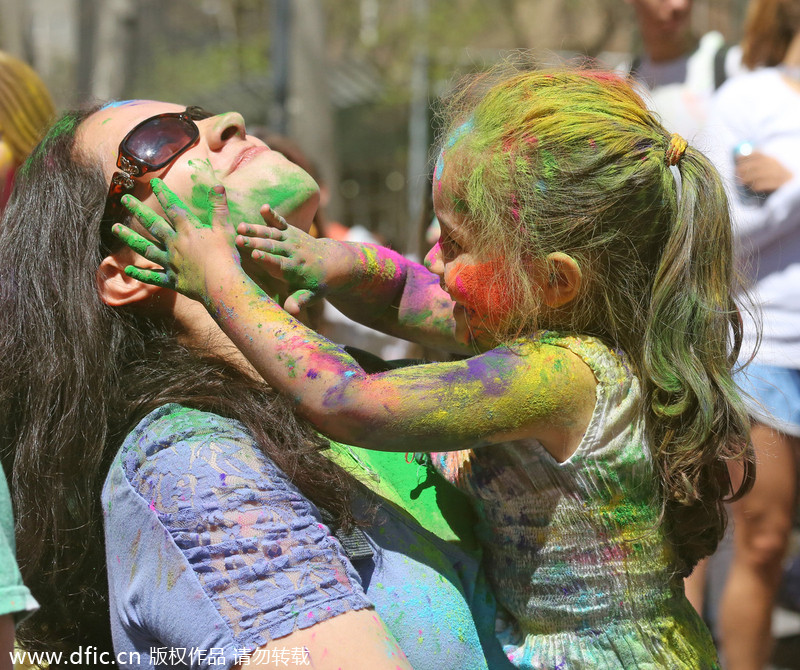 New York splashed with Festival of Colors