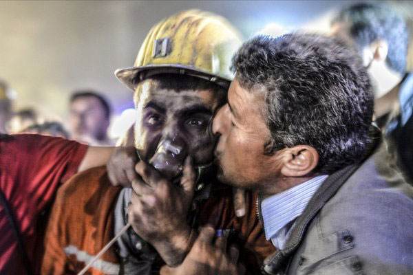 274 dead in Turkey's worst-ever mine disaster