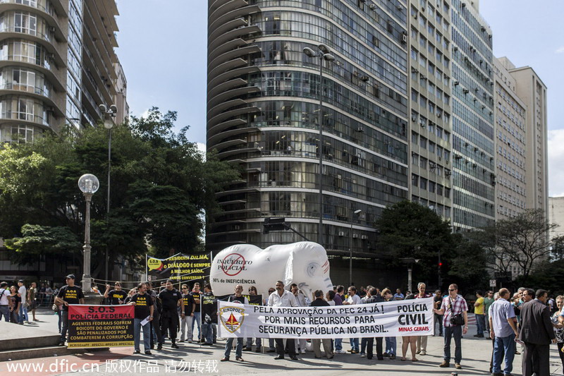 Brazilian police officers stage 24-hour strike ahead of World Cup