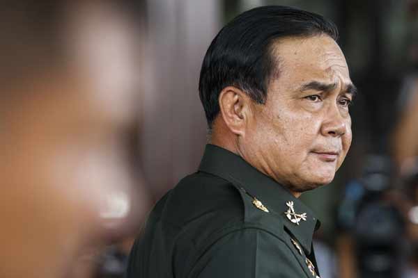 Thai coup leader to receive royal command