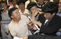 Teens tell they were left on sinking ferry Sewol