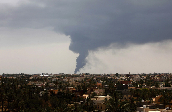 Armed clashes set Libya's Tripoli ablaze