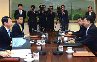 ROK offers to DPRK holding talks for family reunion
