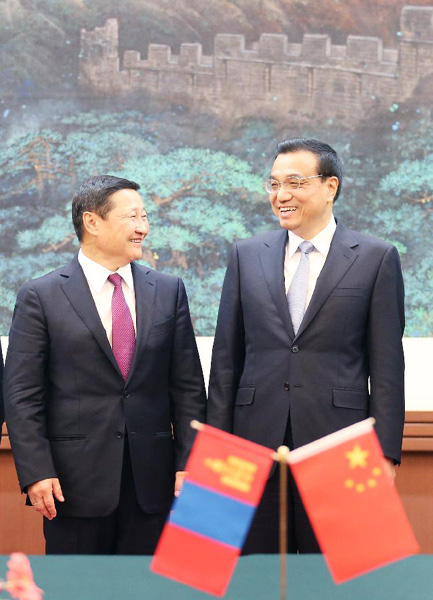 China, Mongolia sign document on long-term partnership