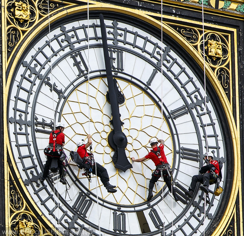 Big job cleaning Big Ben