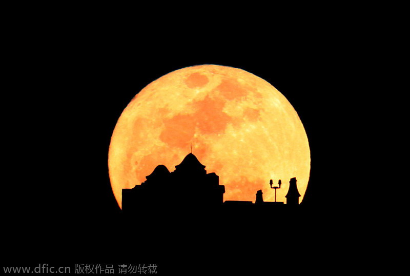 Fascinating full moons around the world