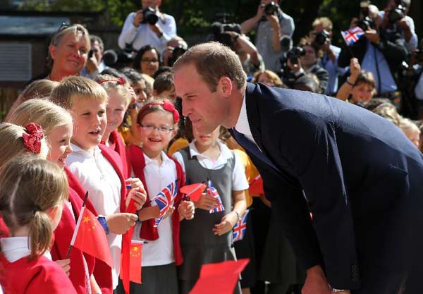 Prince William unveils China study center in Oxford University