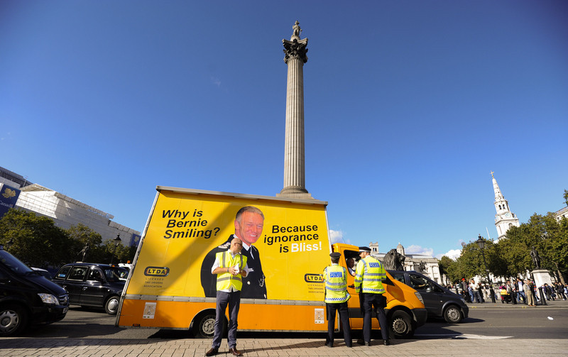 UK taxi drivers stage protests against 'Uber'