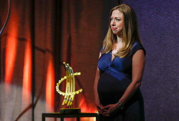 Chelsea Clinton gives birth to baby girl