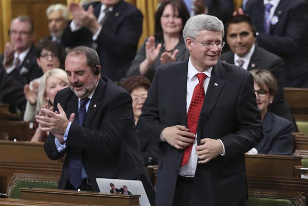 Canada lawmakers approve air strikes against Islamic State