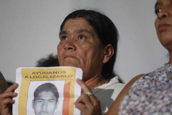 Fathers of missing Mexican students blast president