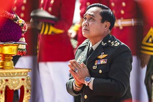 Thai PM starts Cambodia tour