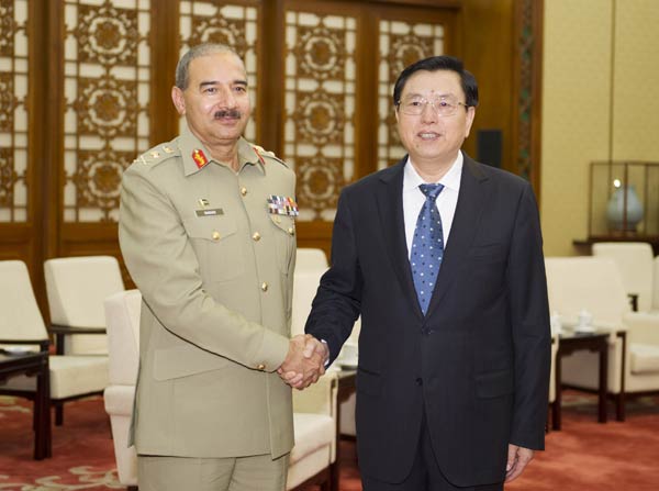 China vows stronger ties with Pakistan