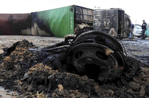 School bus crash in Egypt kills 16