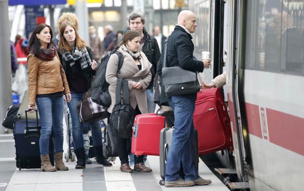 German rail strike to continue after court rejects lawsuit