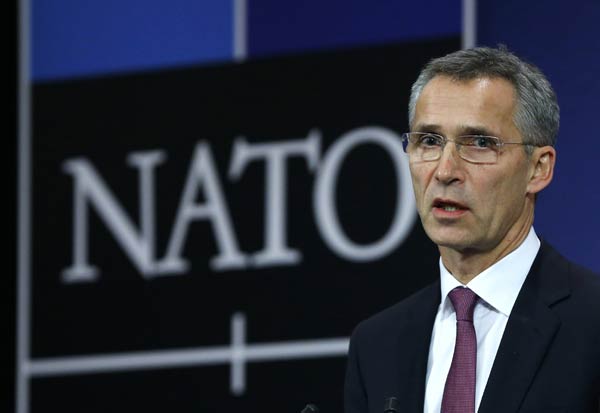 NATO vows to step up support to Ukraine