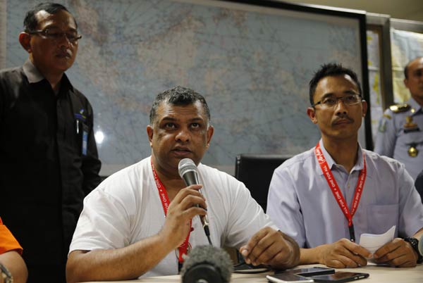 AirAsia management meet with families of those onboard missing plane