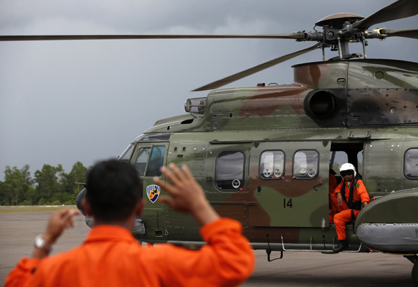 3 more bodies found from AirAsia wreckage