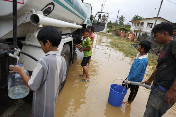 Malaysia sends volunteers to help flood affected states