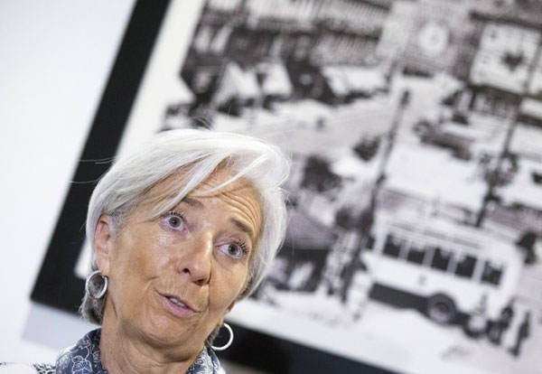 IMF agrees 17.5 bln in extended fund facility with Ukraine