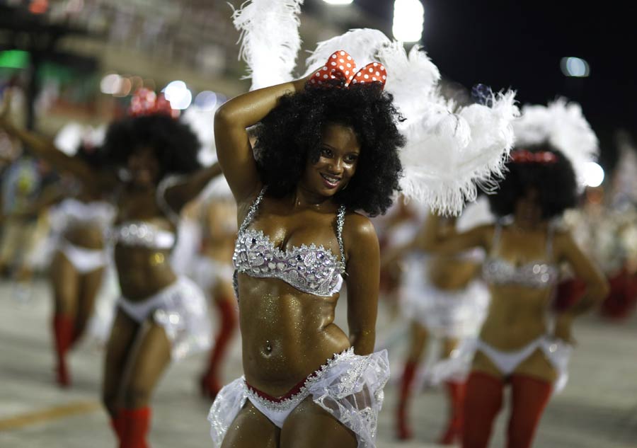 Samba sparkles in Brazil's Carnival season