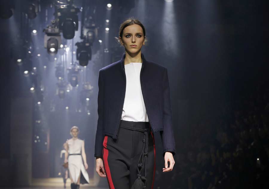 Highlights of 2015 Fall/Winter Paris Fashion Week