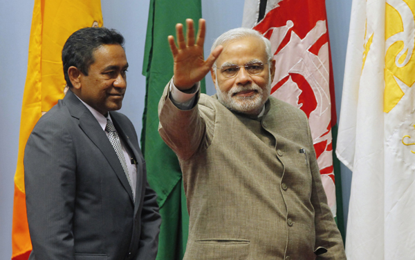 Indian PM to pay visit to 3 Indian Ocean countries