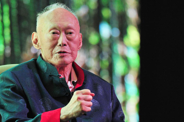 Condition of Lee Kuan Yew deteriorates further