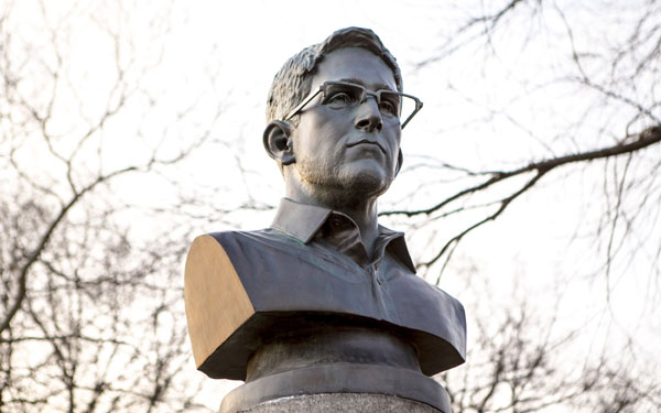 Snowden sculpture sneaked into NYC park