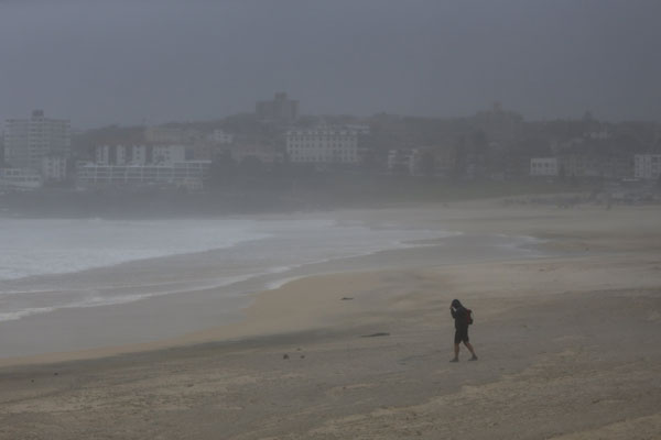 Australia's east coast battered by cyclone-like storm