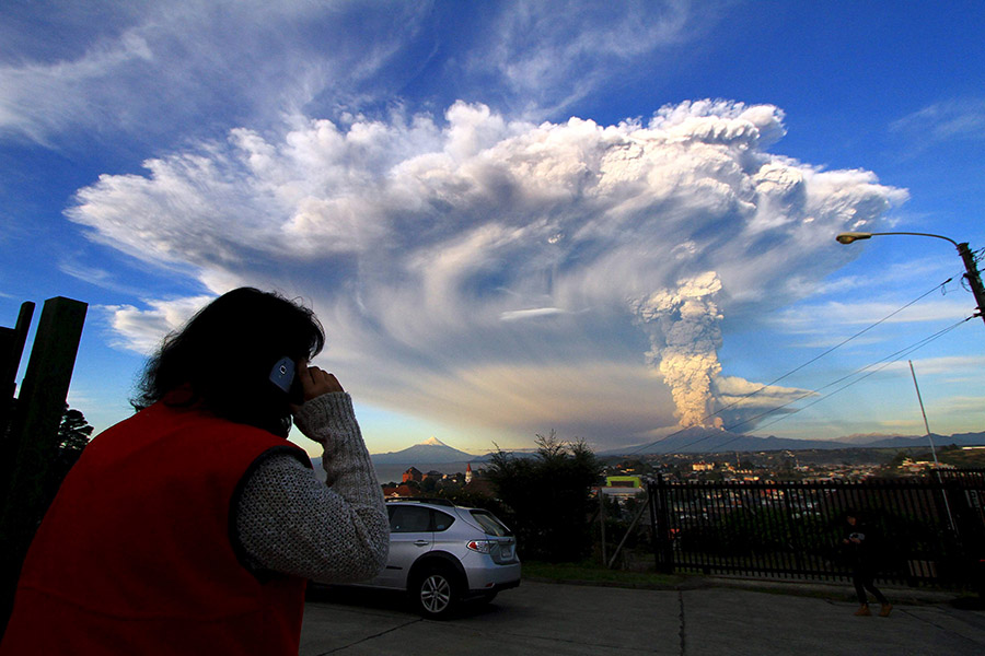 Volcano erupts in southern Chile, belching ash, smoke into sky