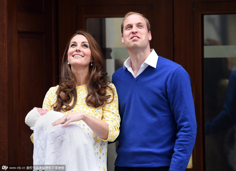 First Look: Baby princess with Kate and William