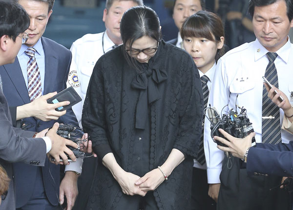 South Korea court frees Korean Air 'nut rage' executive