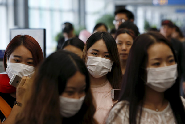 S.Korea closes 209 schools for MERS fears